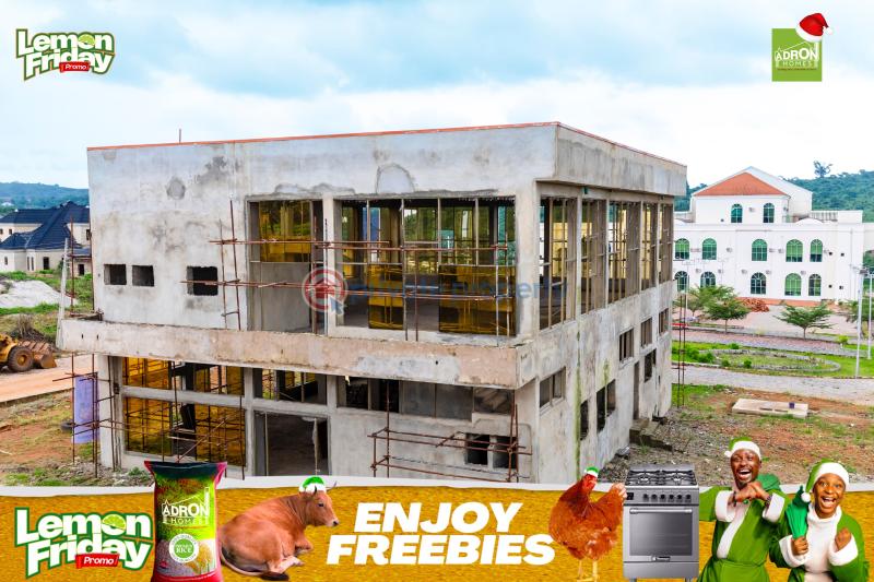 West park & gardens estate.... phase 2  (ibadan) - 6 Mixed use Land For Sale Ayegun Oleyo In Akala / Akala Express π / Ayegun Oleyo Akala Express Ibadan Oyo - 6