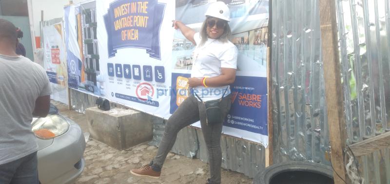 Office For Sale The Grosvenors Place, For Office Space/shop/mall. Good For Business Obafemi Awolowo Way Ikeja Lagos - 10