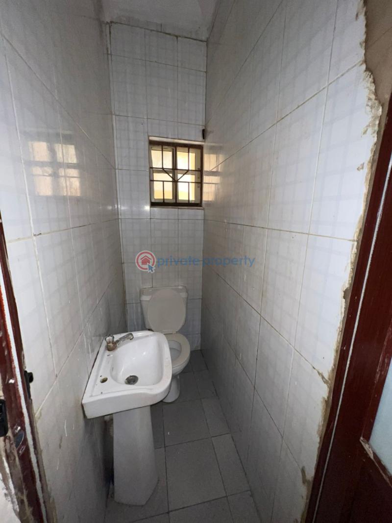 2 bedroom Commercial Property For Rent Itedo Estate Lekki Phase 1 Lagos - 4
