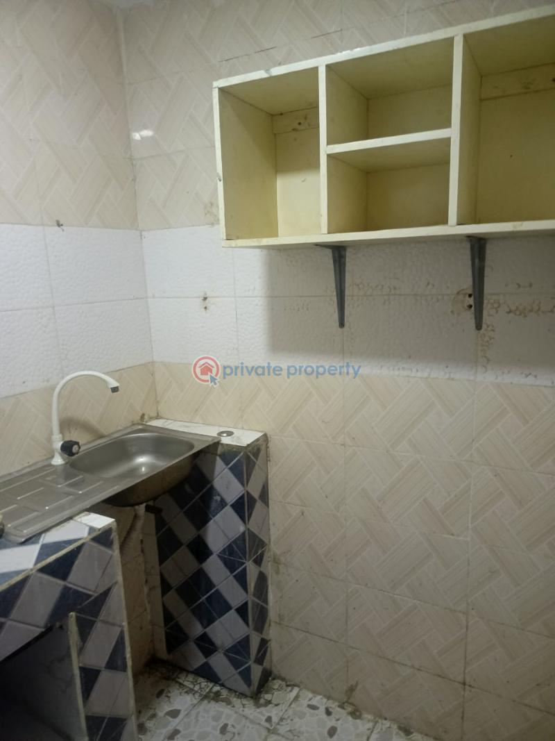1 bedroom Self Contain For Rent Victoria Island Lagos - 2