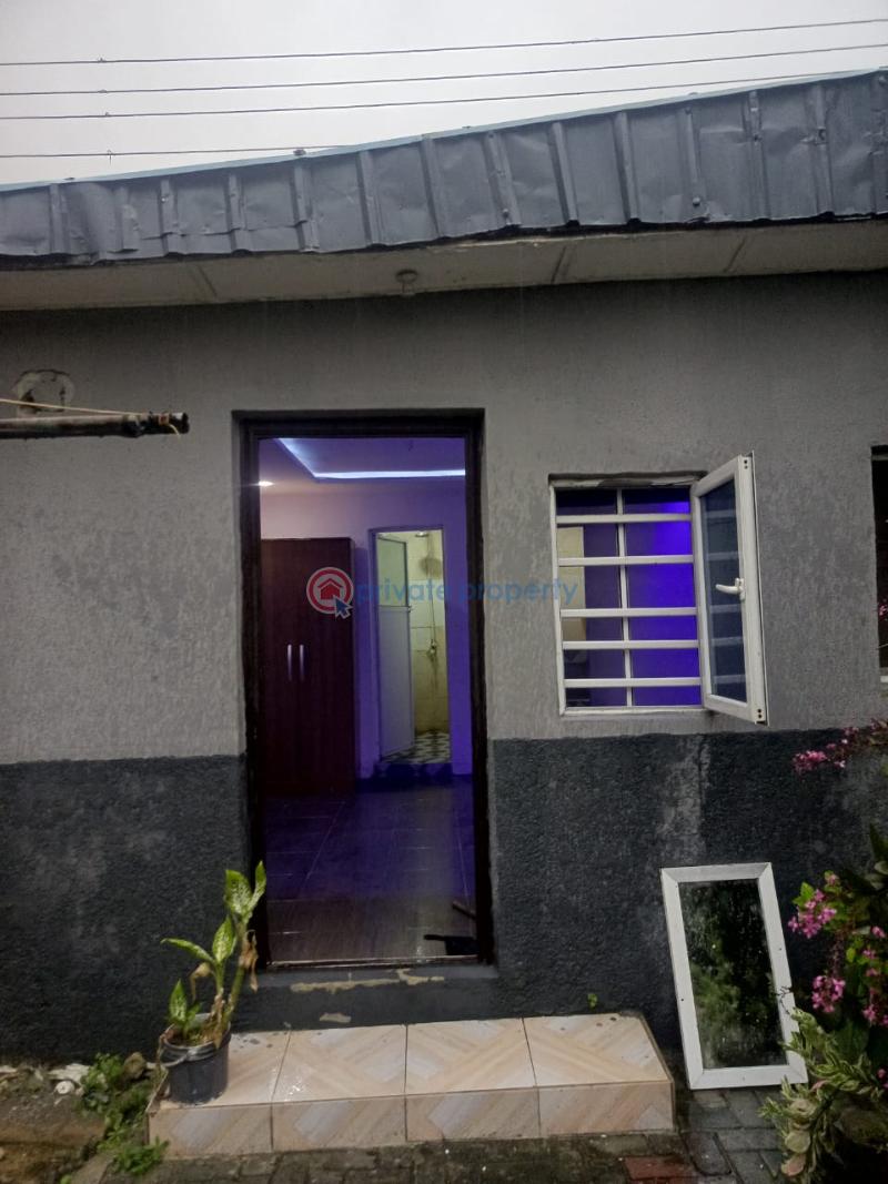 1 bedroom Self Contain For Rent Victoria Island Lagos - 4