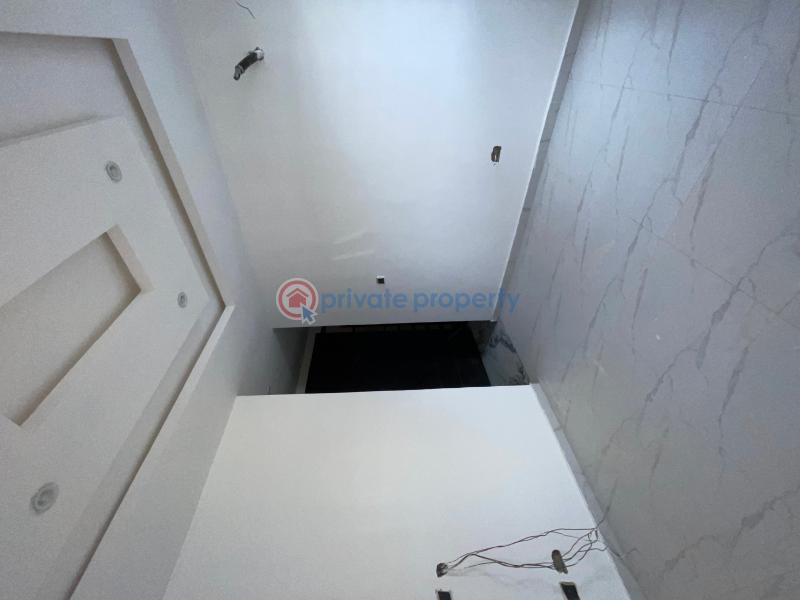 3 bedroom Block Of Flats For Rent Shonibare Estate Maryland Lagos - 4