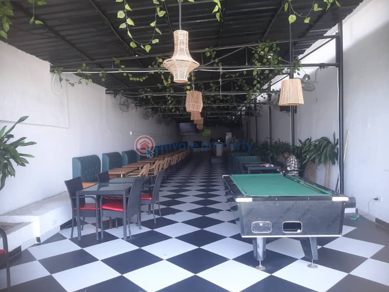 Mall/Complex/Plaza For Sale County Estate Lekki Expressway Lagos - 2