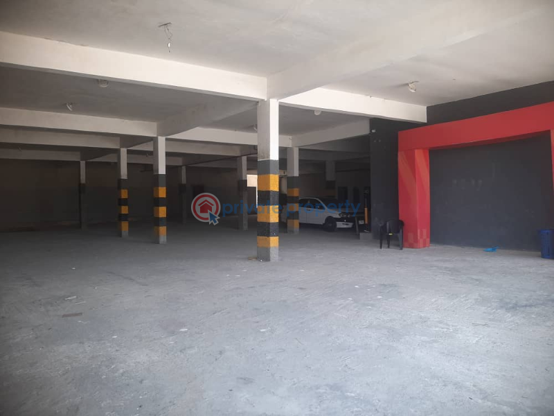 Mall/Complex/Plaza For Sale County Estate Lekki Expressway Lagos - 2