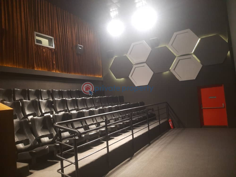 Mall/Complex/Plaza For Sale County Estate Lekki Expressway Lagos - 14