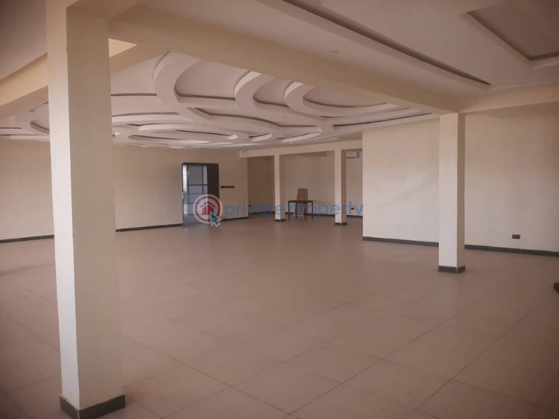 Mall/Complex/Plaza For Sale County Estate Lekki Expressway Lagos - 6