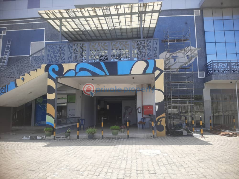 Mall/Complex/Plaza For Sale County Estate Lekki Expressway Lagos - 21