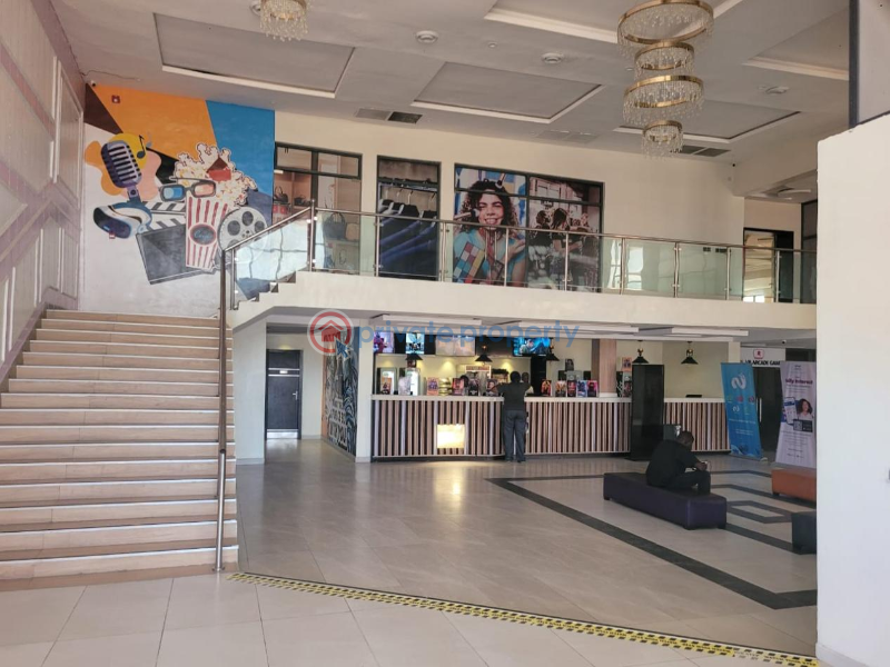 Mall/Complex/Plaza For Sale County Estate Lekki Expressway Lagos - 16