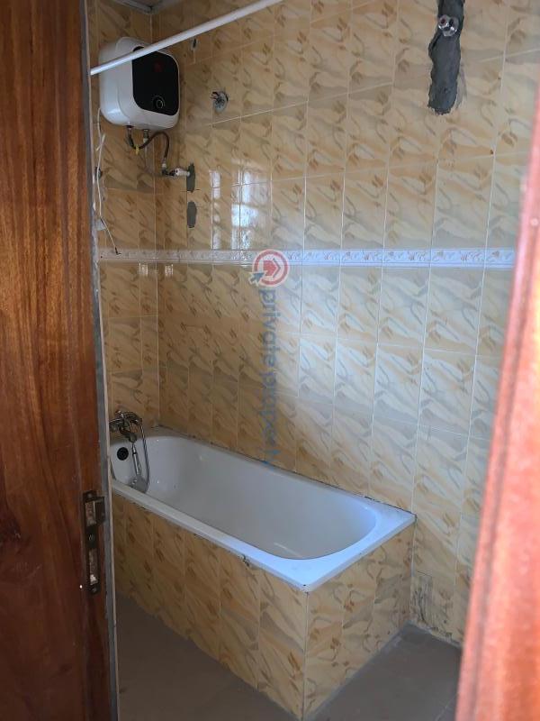 2 bedroom Block Of Flats For Rent Thomas Estate Ajah Lagos - 6