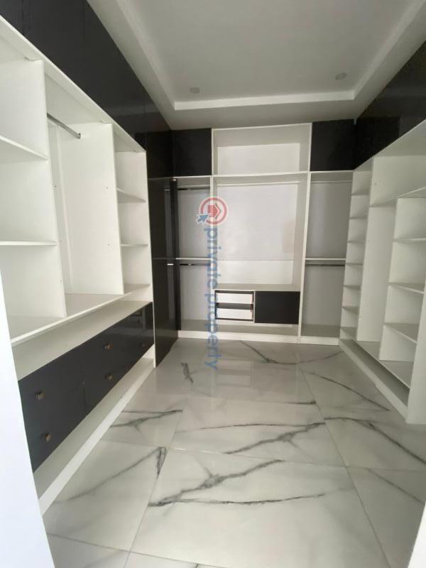 5 bedroom Detached Duplex For Sale Ikota Lekki Lagos - 4
