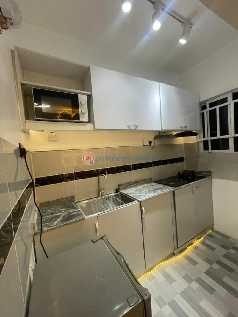 1 bedroom House Short let 19c Eyiwauwi Street Off Fadipe Street Shomolu Lagos - 1