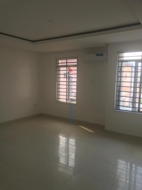 4 bedroom Semi detached Duplex For Sale By Imax Cinema Lekki Phase 1 Lagos - 5