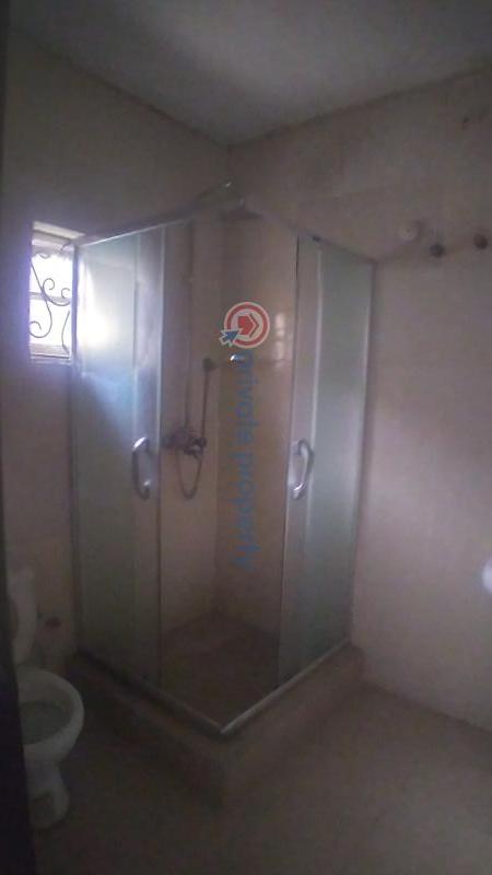 3 bedroom Flat & Apartment For Rent Thames Estate Thomas Estate Ajah Lagos - 1