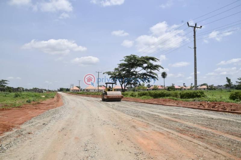 For sale Land Asaba Benin/onitsha Expressway Asaba Delta (PID 6PAUBH