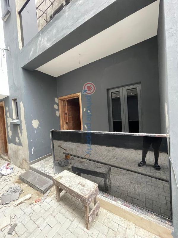 Tastefully finished 2,3&4 bed apartment building for rent @ lekki phase 1 - 5 10 bedroom Block Of Flats For Rent Off T.f Kuboye, Maroko, Lekki Phase 1. Lekki Phase 1 Lagos - 5