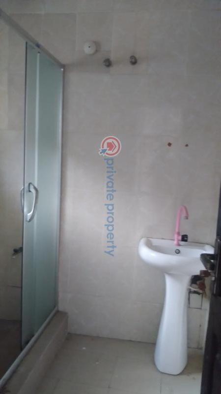 3 bedroom Flat & Apartment For Rent Thames Estate Thomas Estate Ajah Lagos - 0