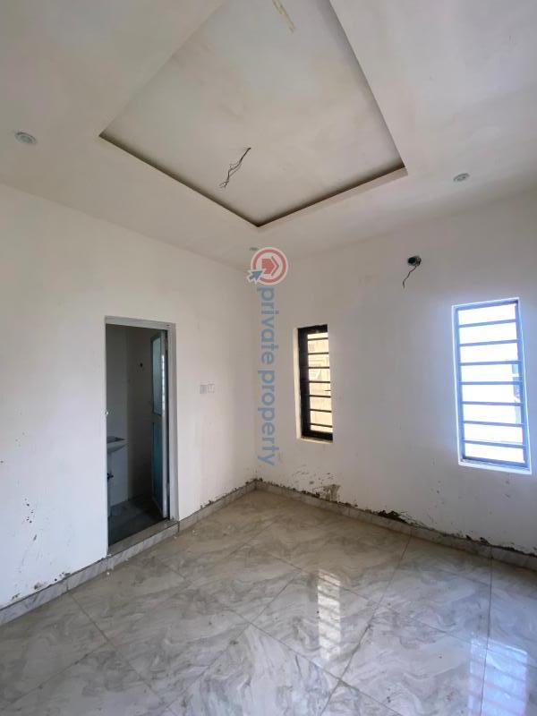 3 bedroom Duplex For Sale Ologolo Lekki Expressway Lagos - 3