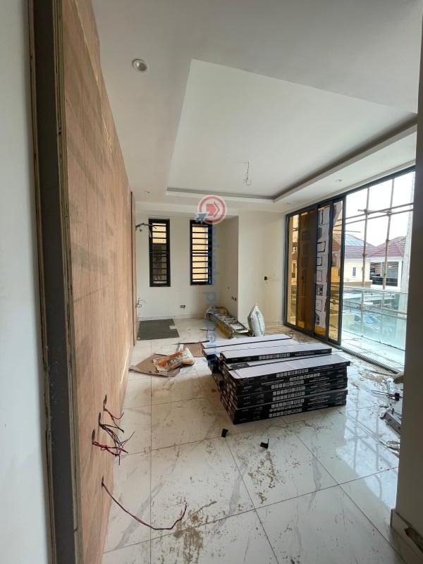 Luxury 2 & 3 bedroom apartment in lekki phase 1, off freedomway - 2 2 bedroom Block Of Flats For Sale Off Freedom Way Lekki Phase 1 Lagos - 2