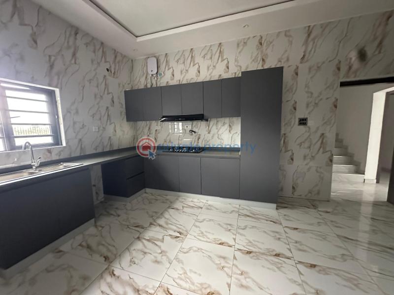 2 bedroom Flat & Apartment For Sale Monastery Road Sangotedo Lagos - 8