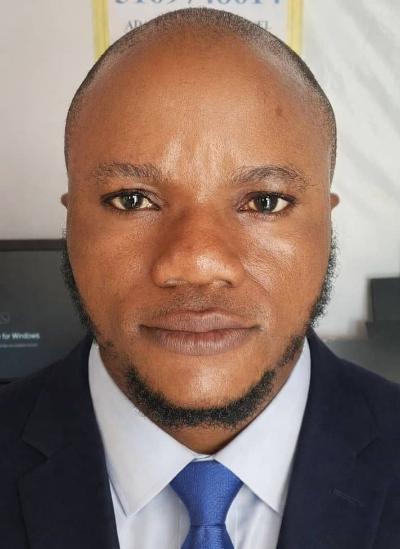 Solomon  Akinkurolere 