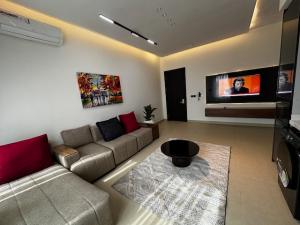 1 bedroom Flat & Apartment Short let 7 Oluwakayode Jacobs Crescent Lekki Phase 1 Lagos
