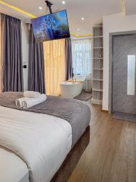 1 bedroom Flat & Apartment Short let Lekki Phase 1 Lagos
