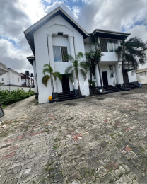 10 bedroom Commercial Property For Rent Lekki Phase 1 Lagos