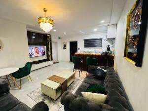 1 bedroom Block Of Flats For Rent Meadow Hall Way Ikate Elegushi Lekki Lagos 1 bedroom Block Of Flats For Rent Meadow Hall Way Ikate Elegushi Lekki Lagos