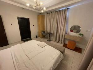 1 bedroom Mini Flat For Rent Lekki Lagos