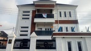 2 bedroom Block Of Flats For Rent Itire-Ikate Surulere Lagos