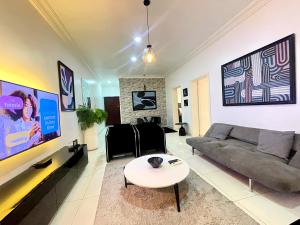 2 bedroom Flat & Apartment Short let Lekki Phase 1 Lagos