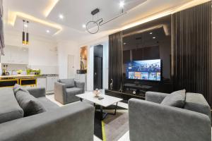 2 bedroom Block Of Flats Short let Western Foreshore Estate Osapa London Lekki Lagos