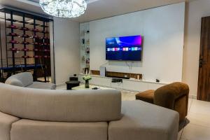 2 bedroom Flat & Apartment Short let Ikate Lekki Lagos 2 bedroom Flat & Apartment Short let Ikate Lekki Lagos