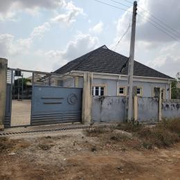 3 bedroom Block Of Flats For Sale Olorunkemi Estate, Elebu Ibadan Oyo