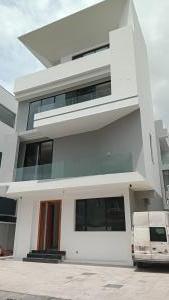 6 bedroom Duplex For Sale Victoria Island Lagos