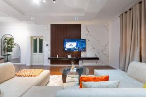 3 bedroom Block Of Flats Short let Lekki Phase 1 Lagos 3 bedroom Block Of Flats Short let Lekki Phase 1 Lagos