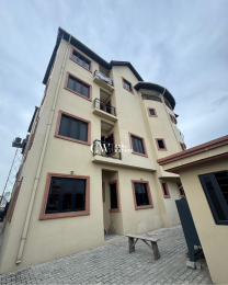 3 bedroom Flat & Apartment For Rent Lekki Phase 1 Lagos