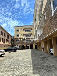 3 bedroom Flat & Apartment For Rent Oniru Victoria Island Lagos