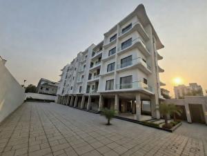 3 bedroom Flat & Apartment For Sale Ikeja GRA Lagos