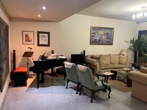 3 bedroom Block Of Flats For Rent Ocean Parade, Banana Island, Ikoyi, Lagos Ikoyi Lagos 3 bedroom Block Of Flats For Rent Ocean Parade, Banana Island, Ikoyi, Lagos Ikoyi Lagos