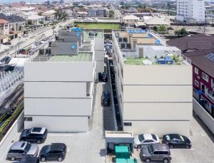 3 bedroom Block Of Flats For Rent Lekki Phase 1 Lagos