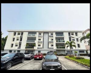 3 bedroom Block Of Flats For Rent Old Ikoyi Lagos