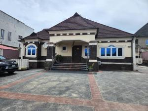 3 bedroom Bungalow For Sale Ile Titun Jericho Area Ibadan Oyo