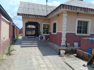 3 bedroom Bungalow For Sale Bayeku Igbogbo Ikorodu Lagos