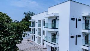 3 bedroom Block Of Flats For Sale Adeniyi Jones Ikeja Lagos