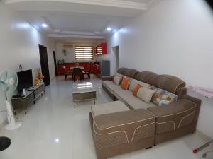 3 bedroom Flat & Apartment For Rent Peace Estate, Oregun Ikeja Lagos