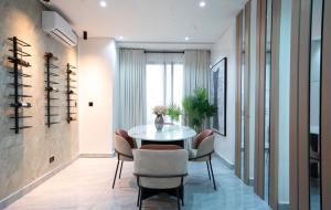 3 bedroom Block Of Flats Short let Thompson Avenue Banana Island Ikoyi Lagos