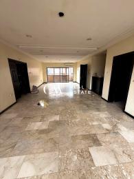 3 bedroom Flat & Apartment For Rent Victoria Island Lagos