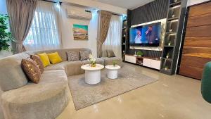 3 bedroom Duplex Short let Lekki Phase 1 Lagos