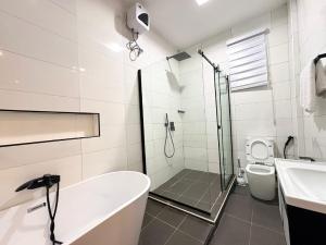 3 bedroom Block Of Flats For Rent Lekki Phase 1 Lagos